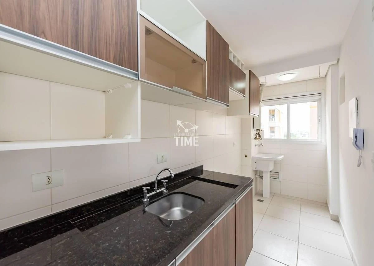 Apartamento, 69 m², com piso de madeira ou laminado