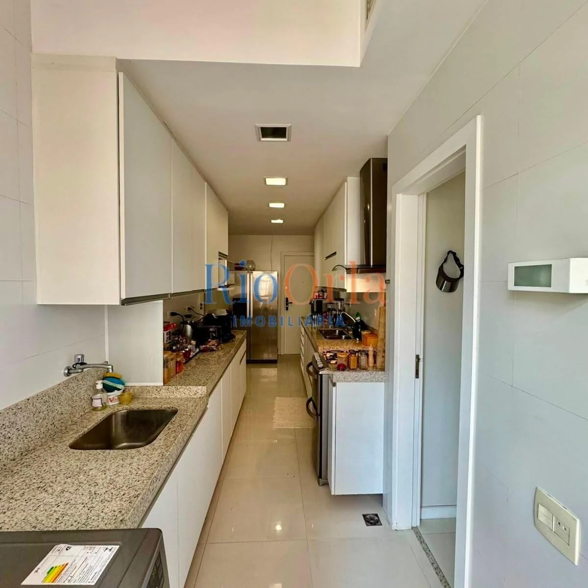 3-bedroom apartment with balcony and 160 m² — photo 10
