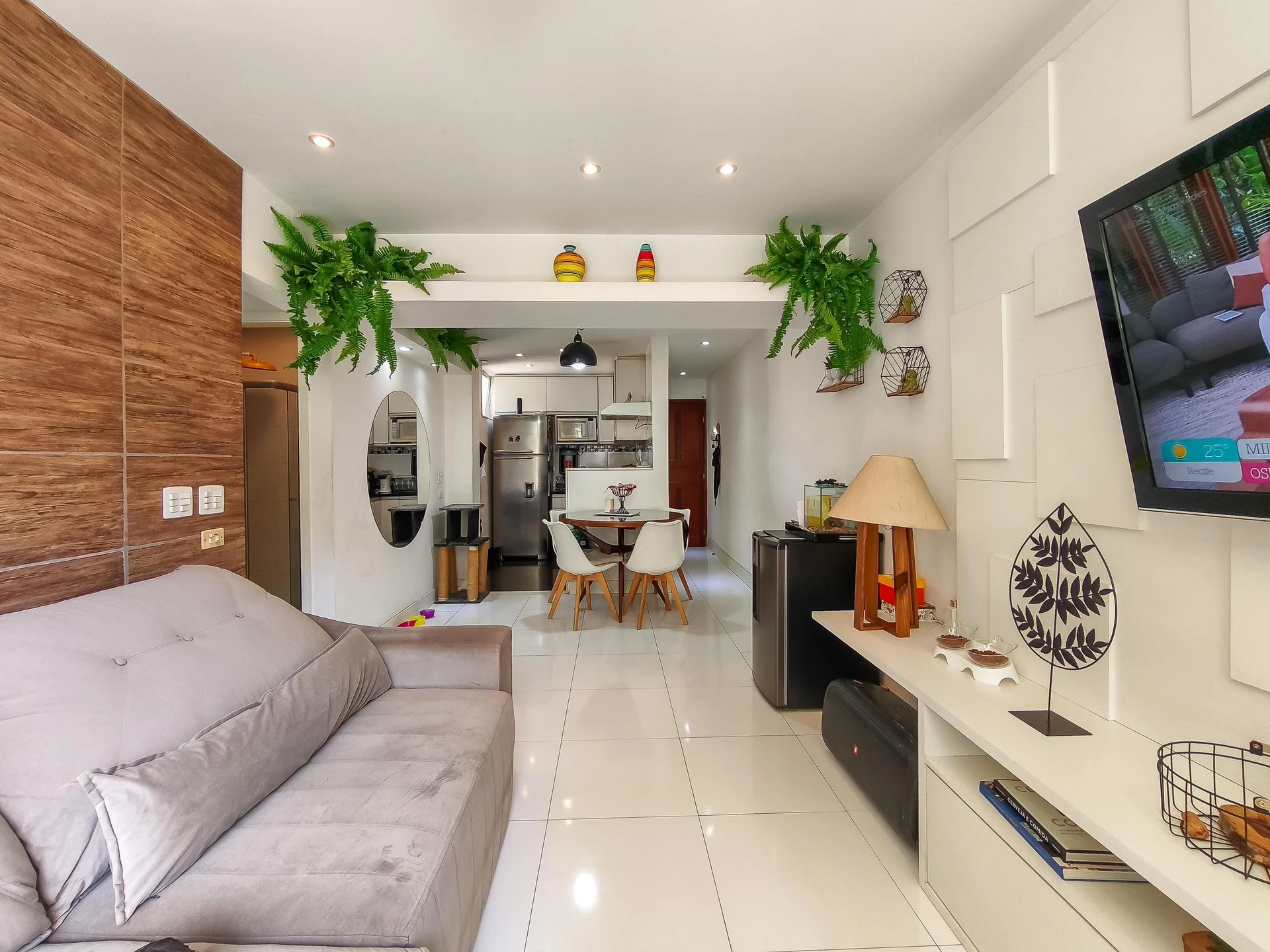 3-bedroom apartment with a walk-in closet — photo 43