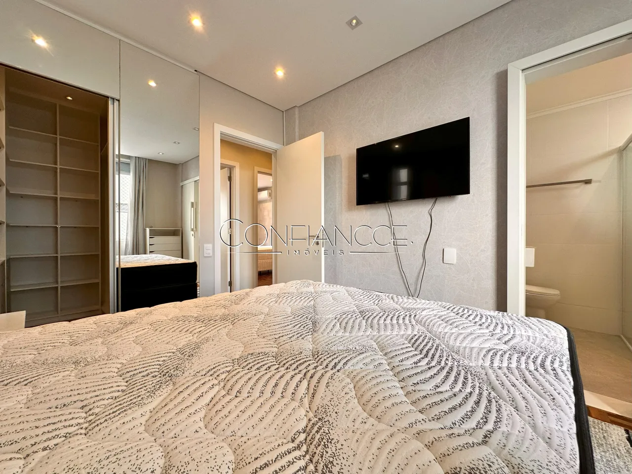 Apartamento en alquiler con 3 habitaciones y 137 m² — photo 15