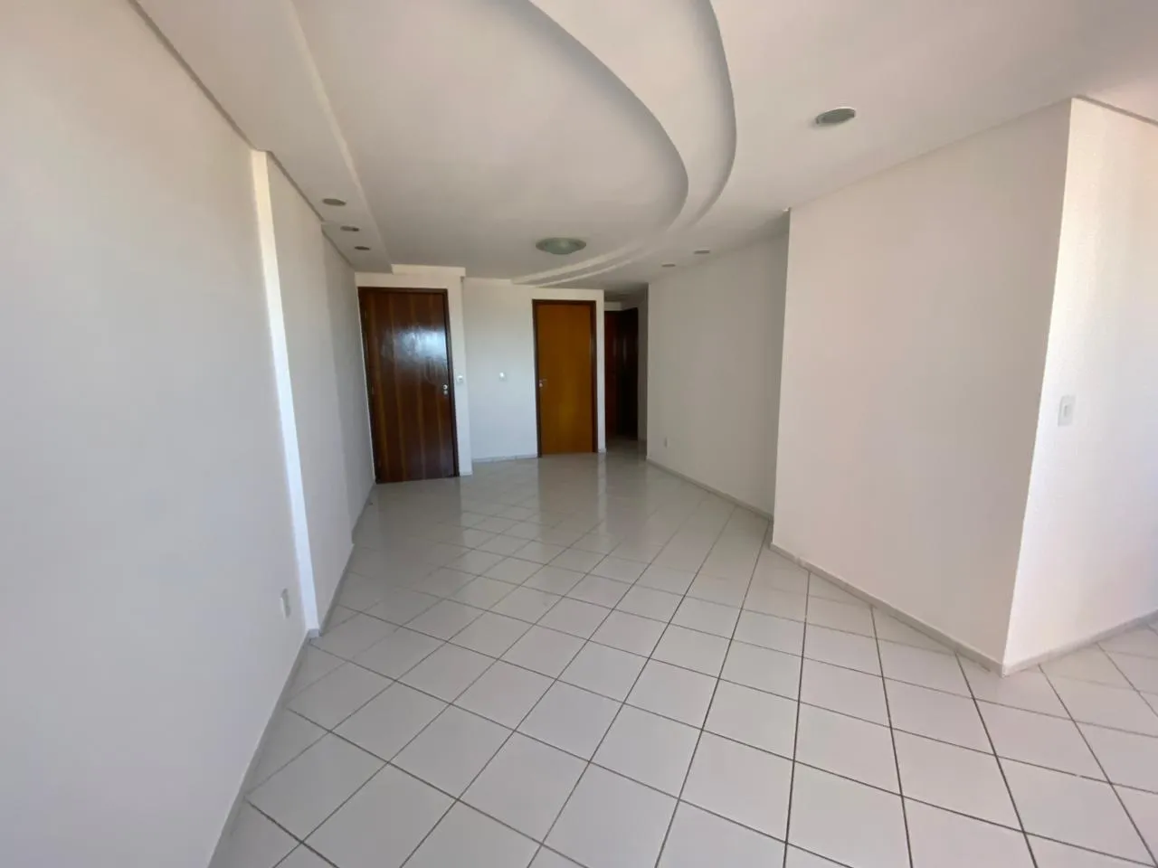 93 m² apartment with 2 bedrooms and a balcony — photo 3