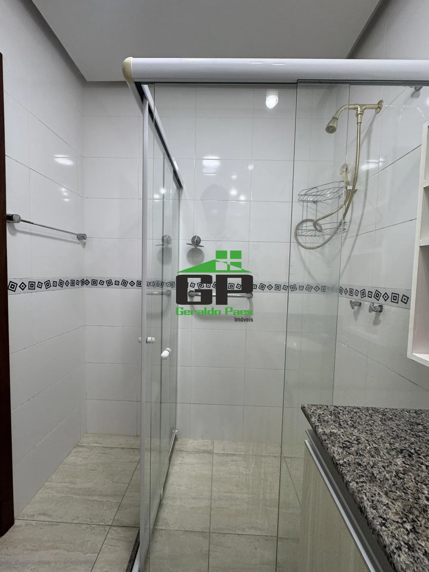 Casa com 5 quartos e 5 banheiros, cozinha fechada — photo 23
