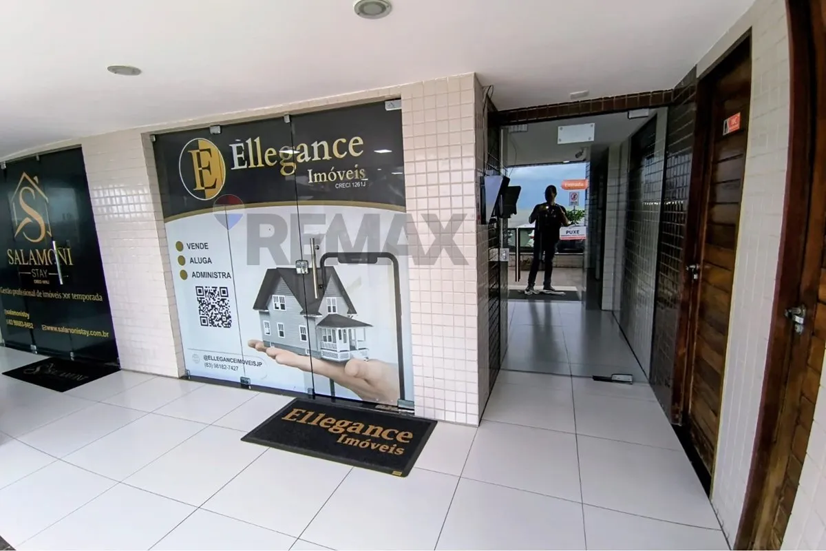 Furnished 31 m² apartment with an open-plan kitchen — photo 25