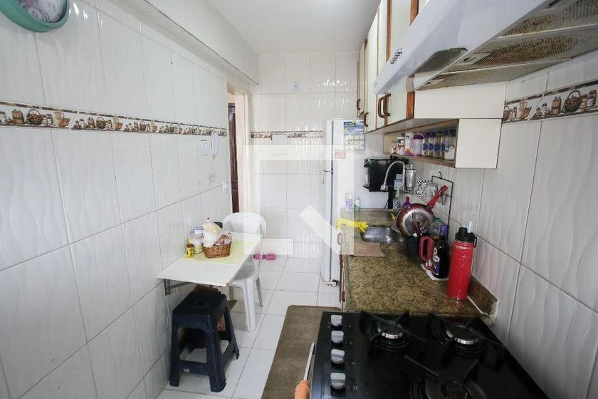 Apartamento amueblado de 2 dormitorios con cocina abierta — photo 2