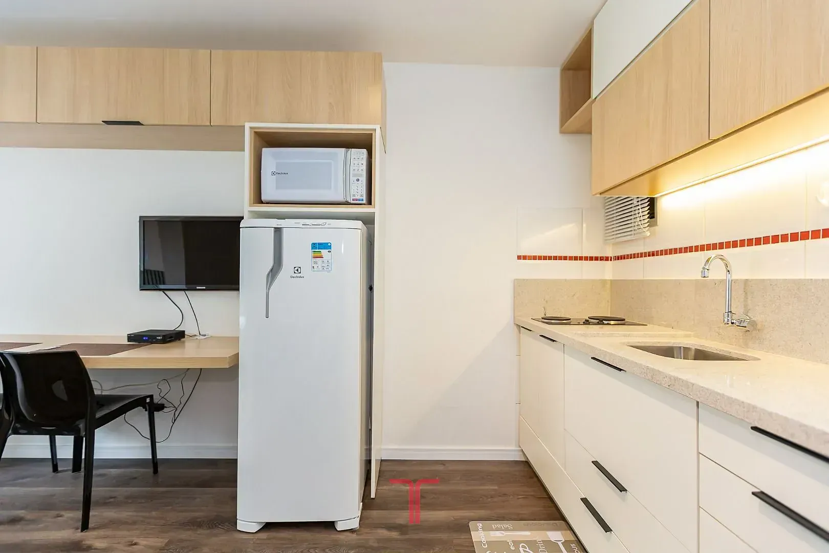 Furnished 33 m² apartment with 1 bedroom and 1 bathroom — photo 4