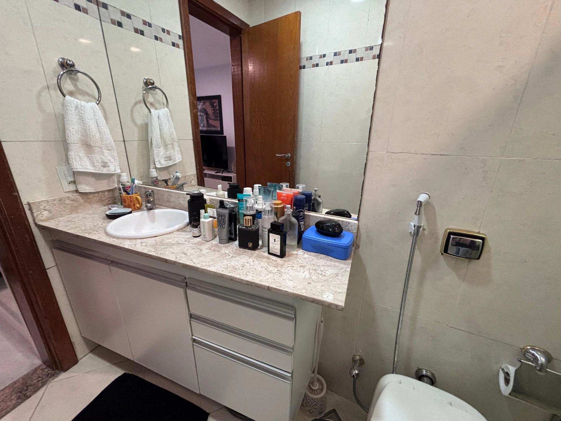 Apartamento mobiliado com 3 quartos e varanda — photo 38