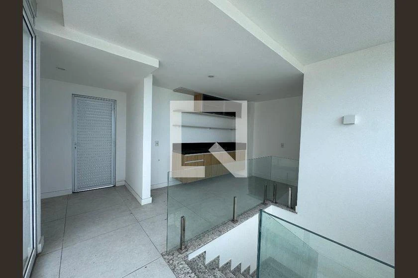 3-bedroom apartment with en-suite bathrooms and 324 m² — photo 46