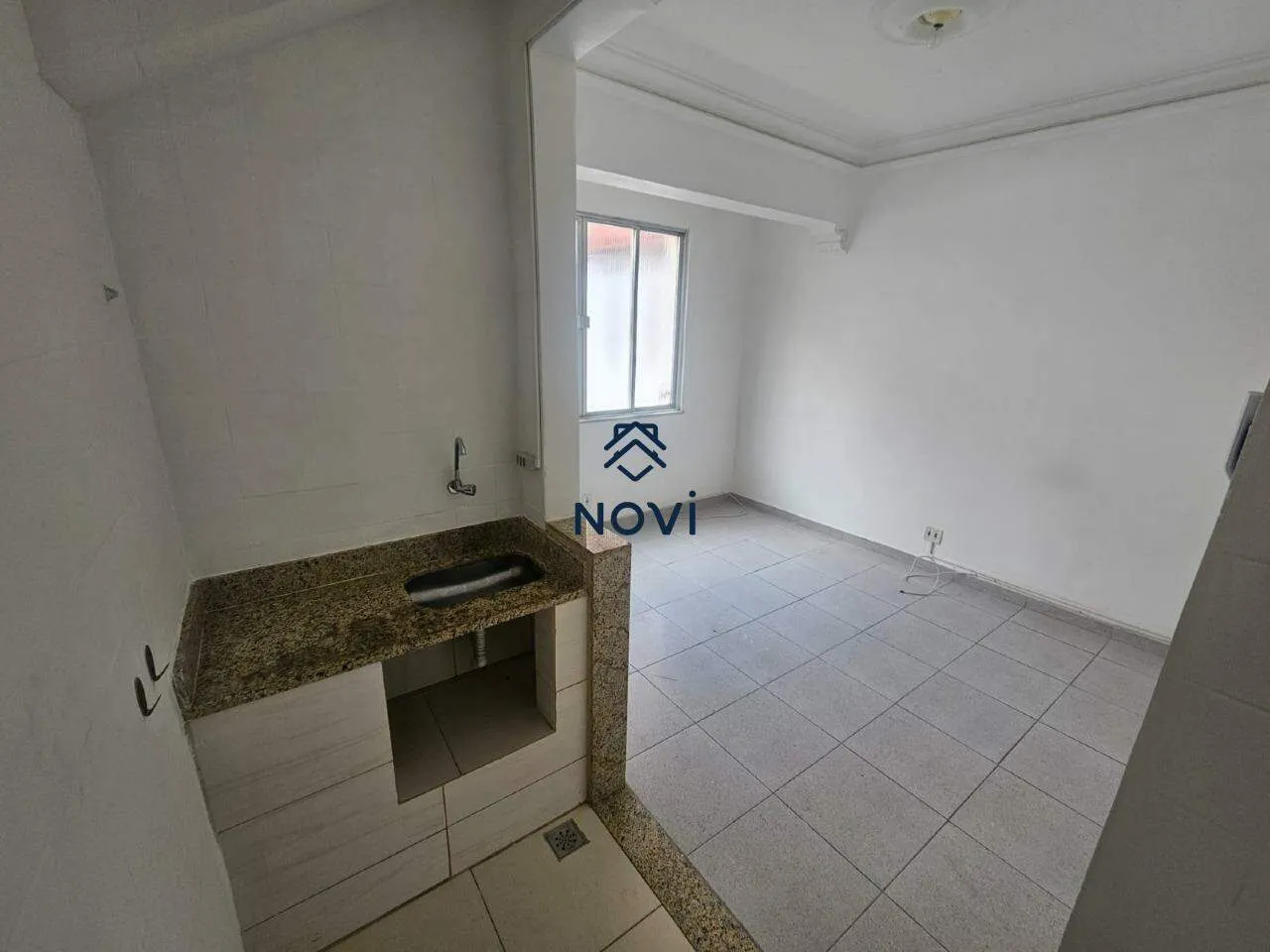 1-bedroom apartment with balcony and 48 m² — photo 16