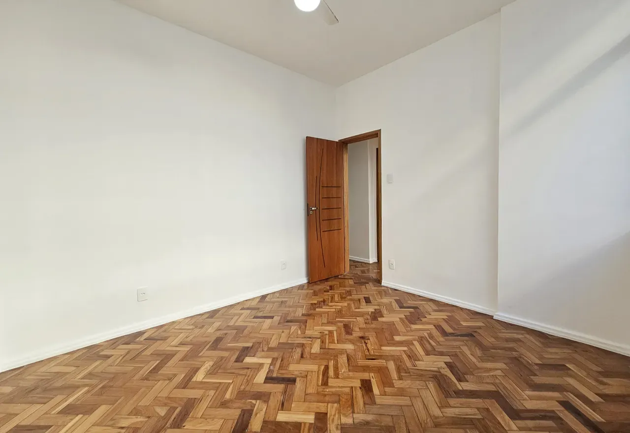 Departamento en piso 5 con piso de madera o laminado — photo 9