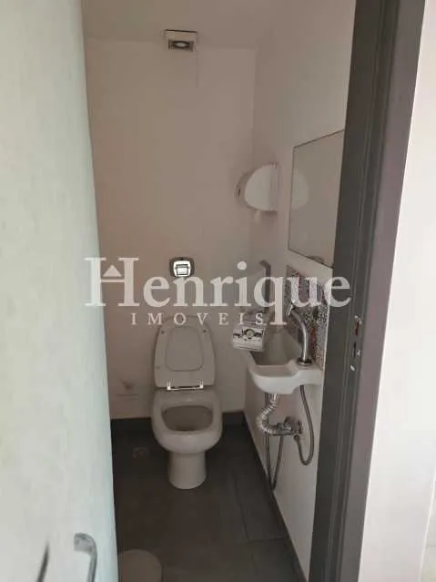 Unfurnished apartment with 3 bedrooms and 2 bathrooms — photo 6