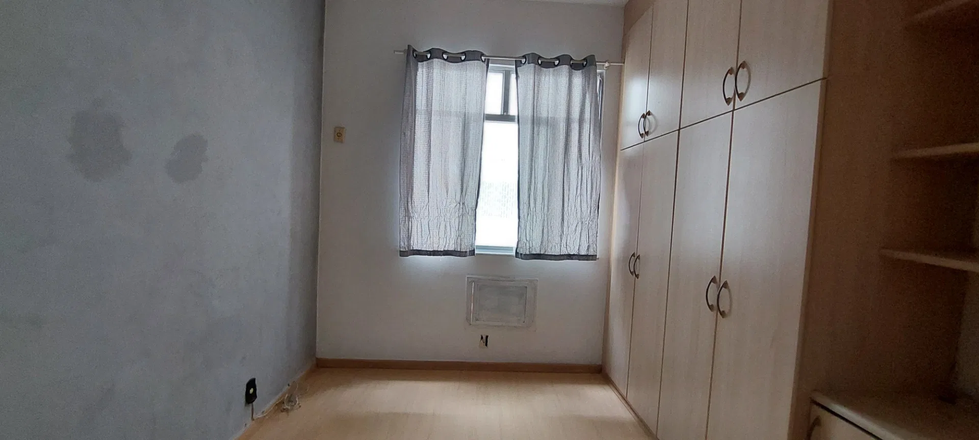 Apartment, 72 m², with wood or laminate floors — photo 16