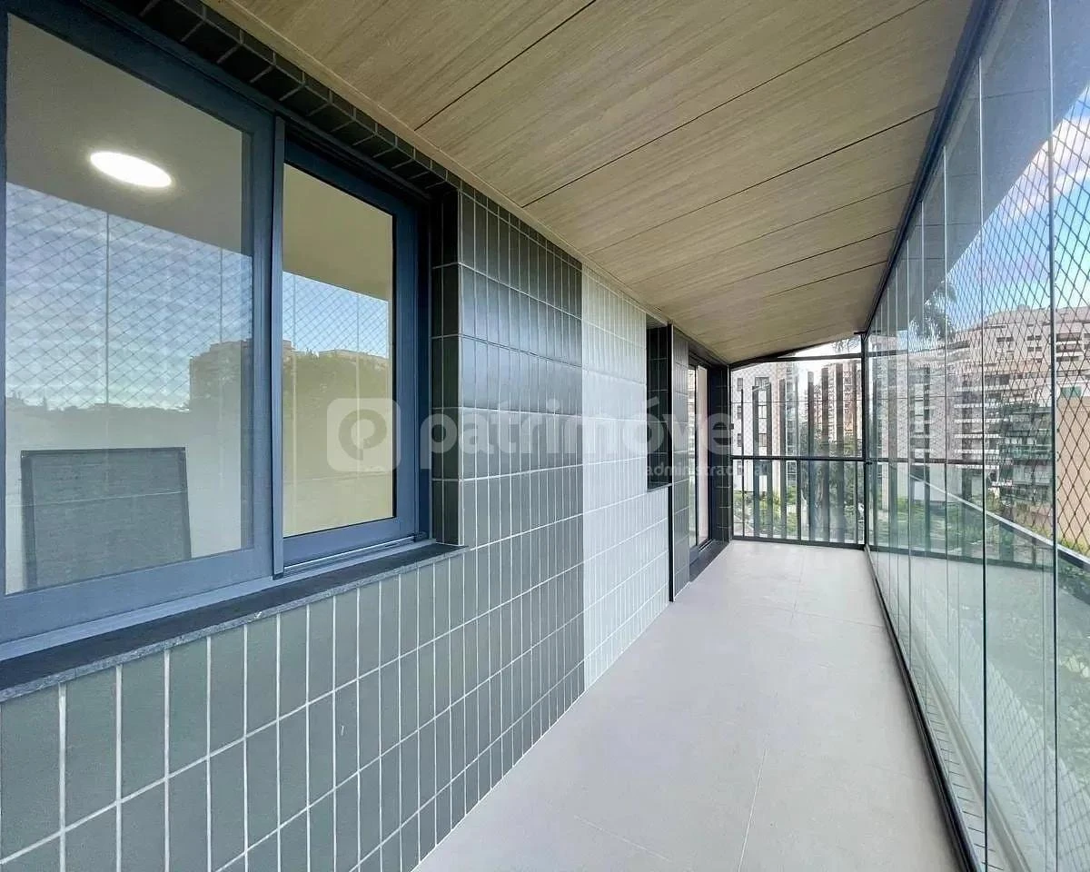 Apartment, 197 m², with a grill on the balcony — photo 3