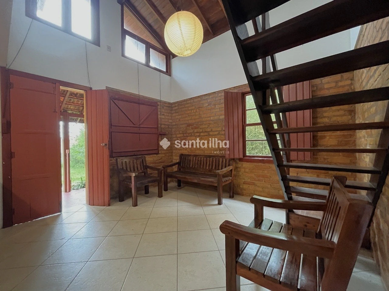 4-bedroom house with a garden — photo 11