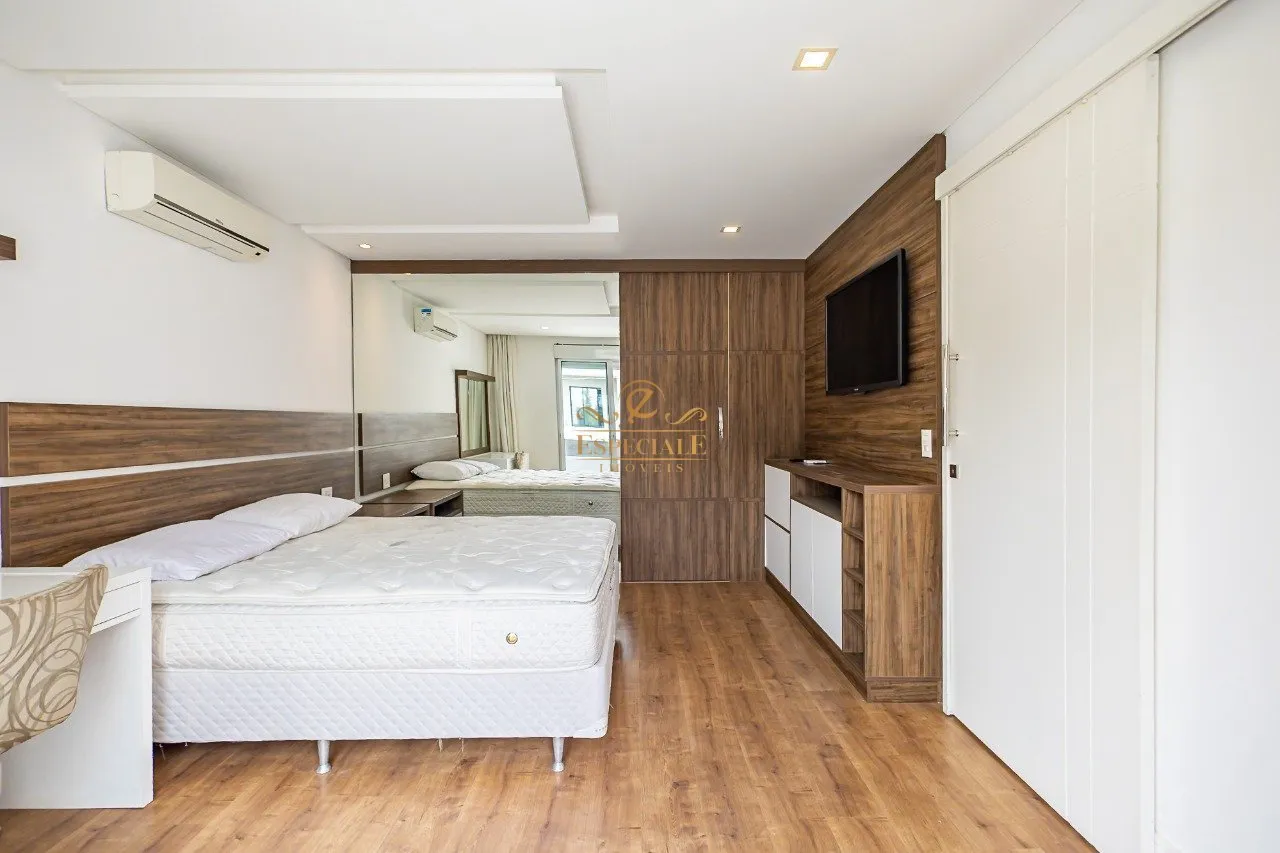 Condo house with 4 bedrooms and a private garden — photo 25