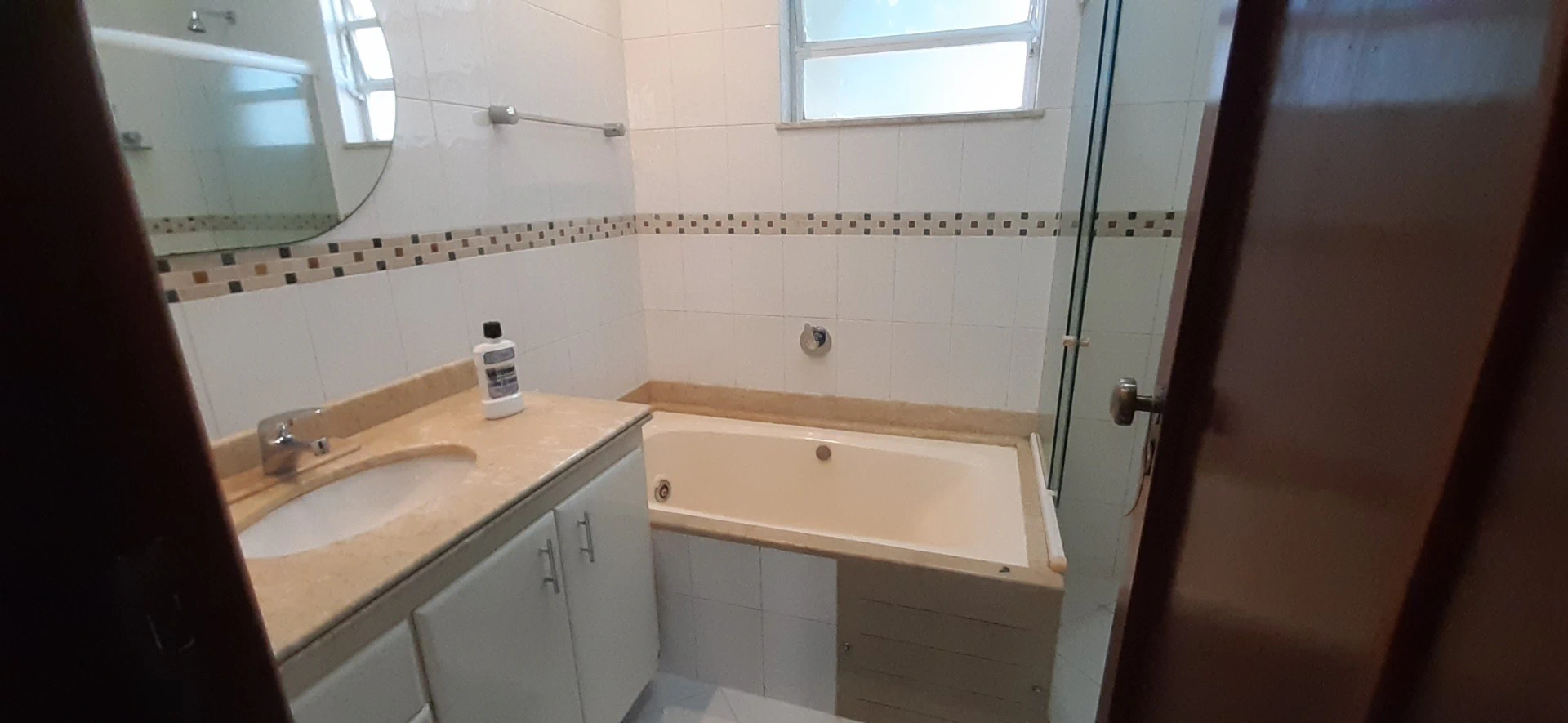 3-bedroom apartment with suite and 98 m² — photo 9