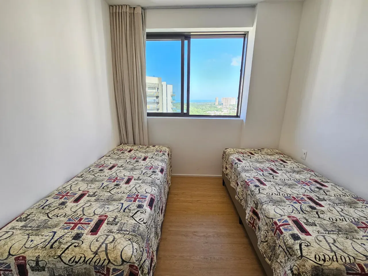 231 m² apartment with 3 bedrooms and 5 bathrooms — photo 19