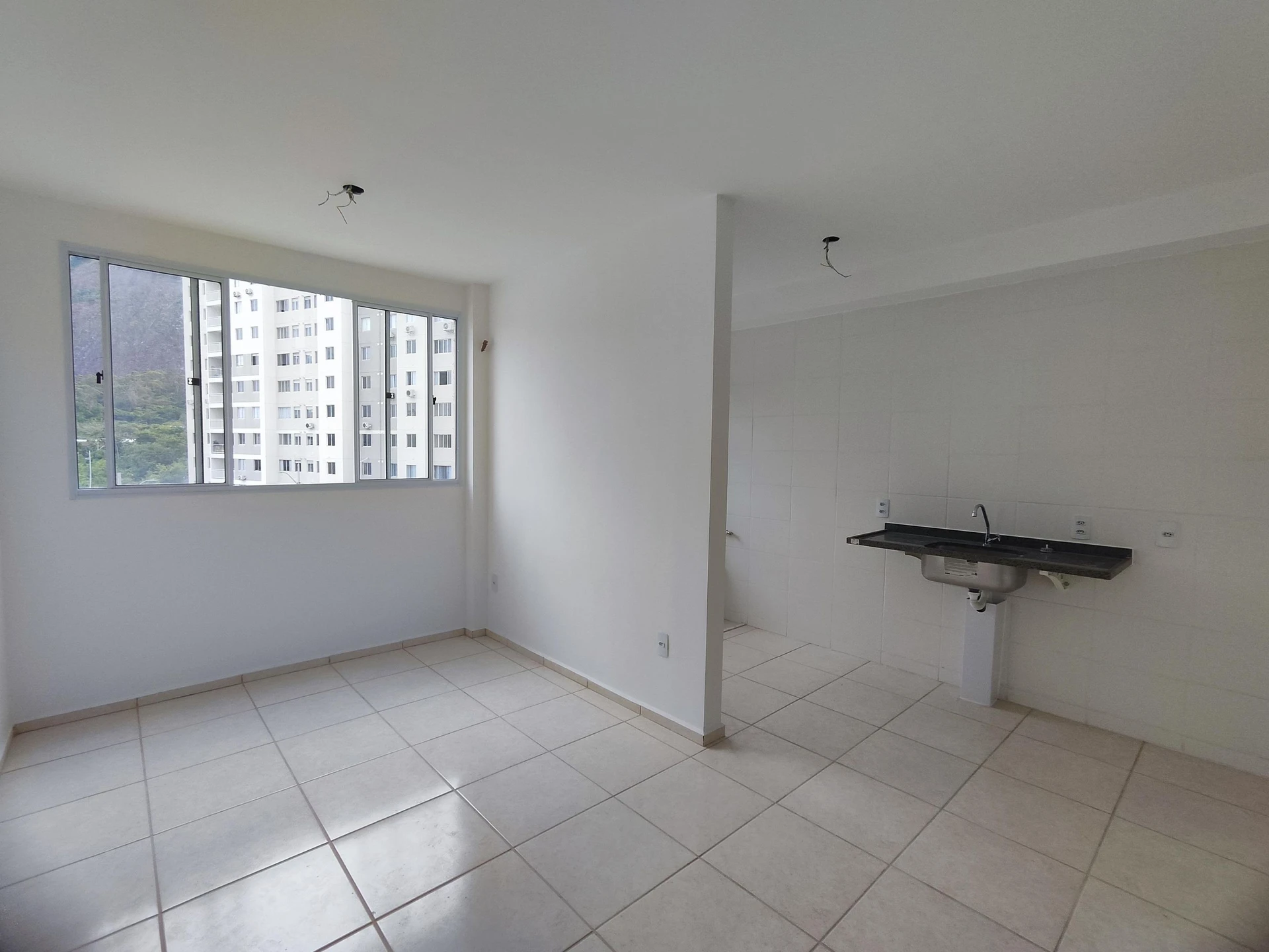 Mountain view in a 2-bedroom apartment, 48 m² — photo 30