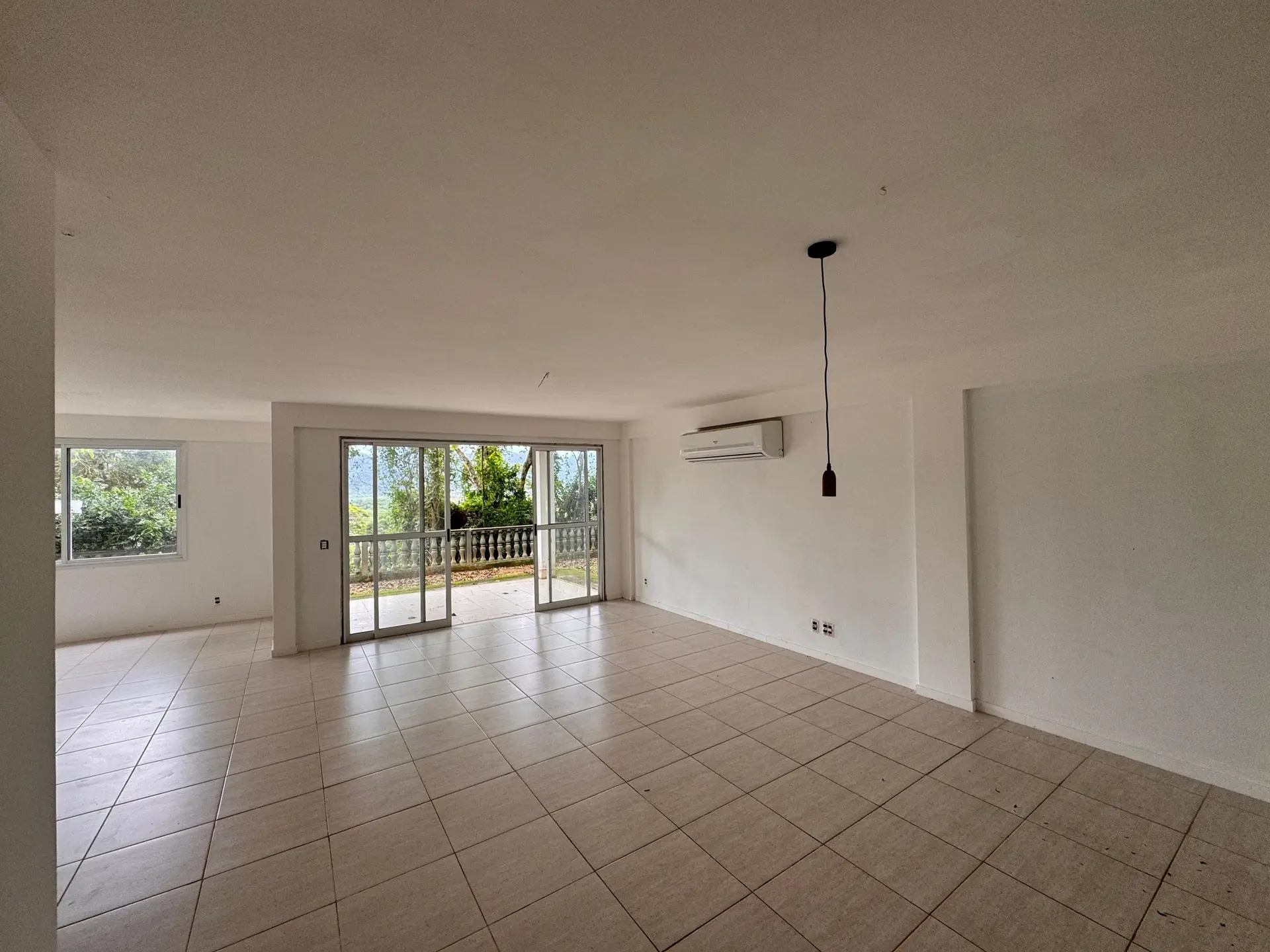 5-bedroom house with a garden in Rio de Janeiro — photo 8
