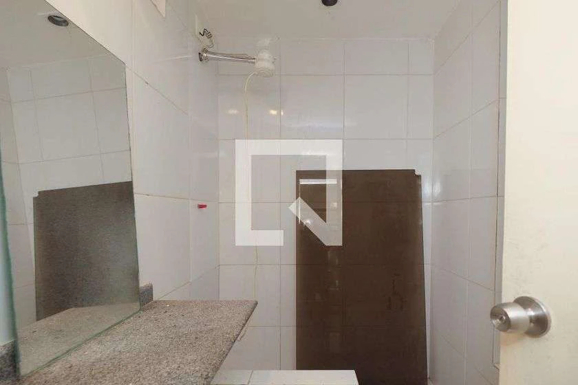 Rental house with 10 bedrooms and a separate kitchen — photo 24
