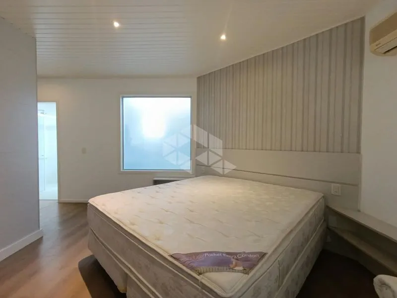 Furnished house, 222 m², with a bathtub — photo 44