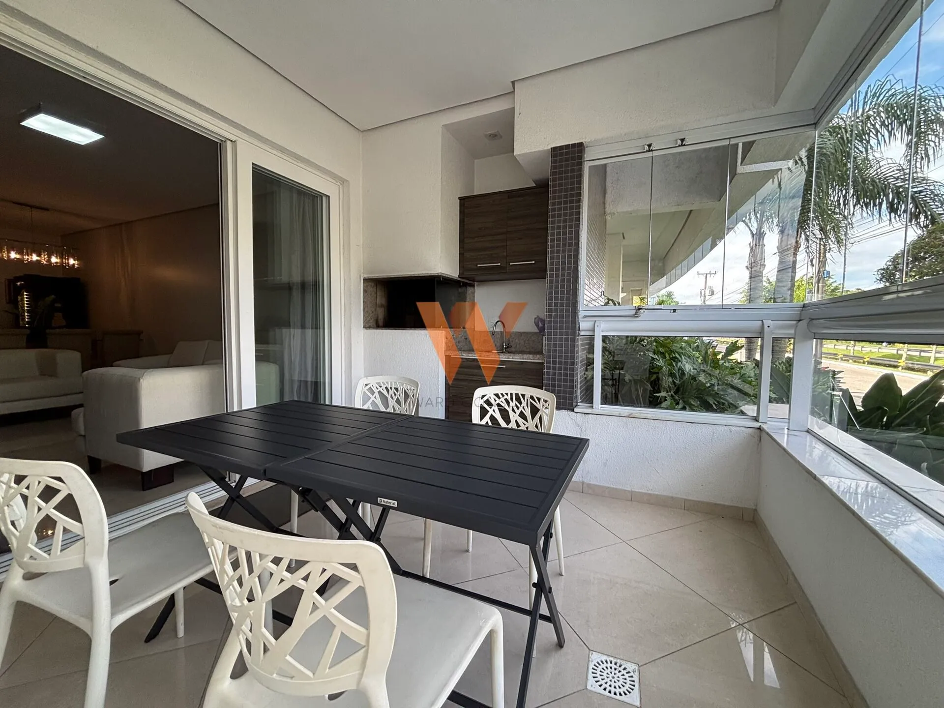Furnished apartment with 3 en-suites and 236 m² — photo 15