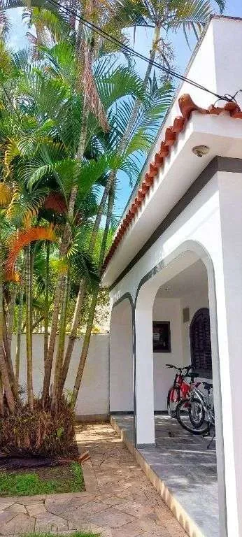 3-bedroom house with a bathtub in Rio de Janeiro — photo 32