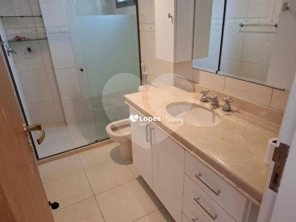 Unfurnished apartment with 3 en-suite bedrooms and 5 baths — photo 13