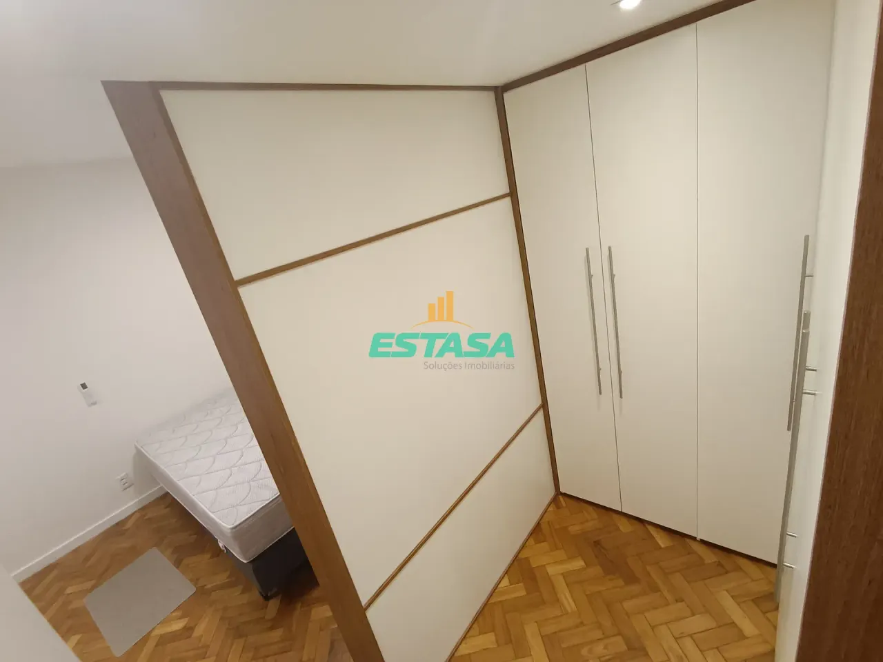 Furnished apartment with 3 bedrooms and 2 bathrooms — photo 8