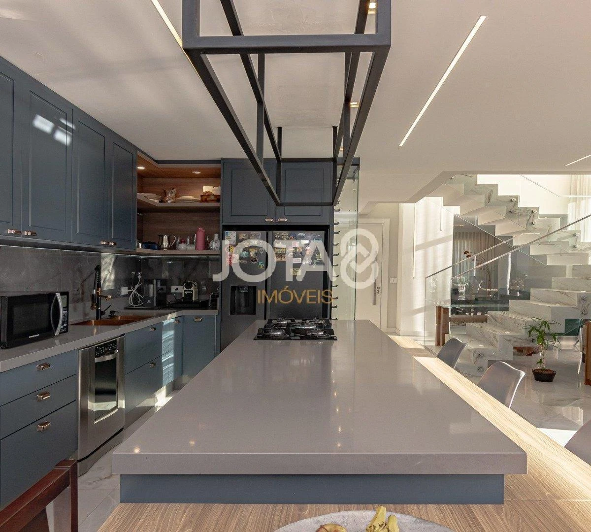 Мебльований будинок 283 м² з відкритою кухнею — photo 19