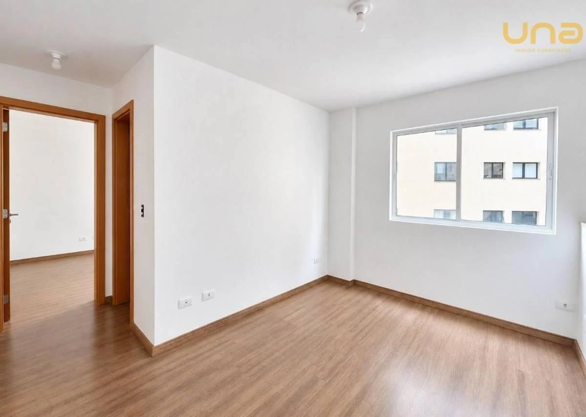 Apartment, 32 m², with wood or laminate floors