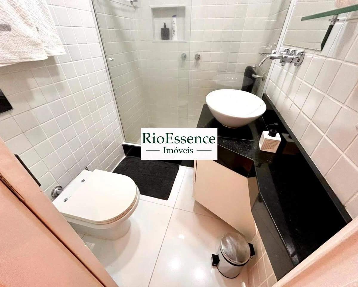 Furnished 1-bedroom apartment with separate kitchen — photo 16