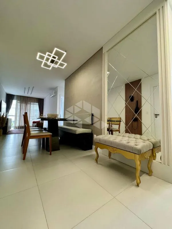 Apartamento mobiliado de 82 m² com 2 quartos e suíte
