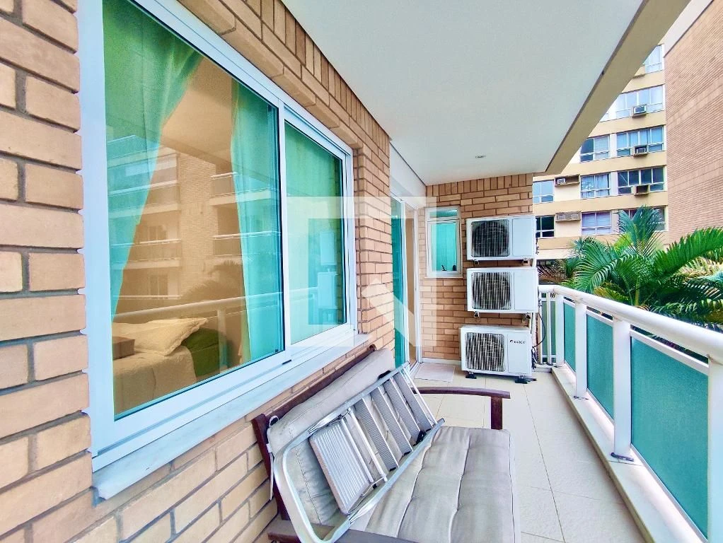 2-bedroom apartment with a washing machine in Rio de Janeiro — photo 21