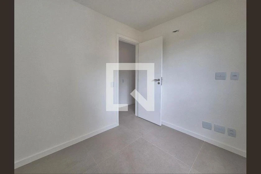 Квартира: 3 спальні, 1 з власною ванною кімнатою, 83 м² — photo 13