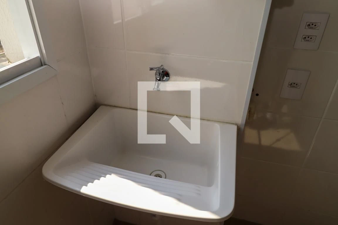 Furnished apartment, 50 m², with a glass-enclosed balcony — photo 32