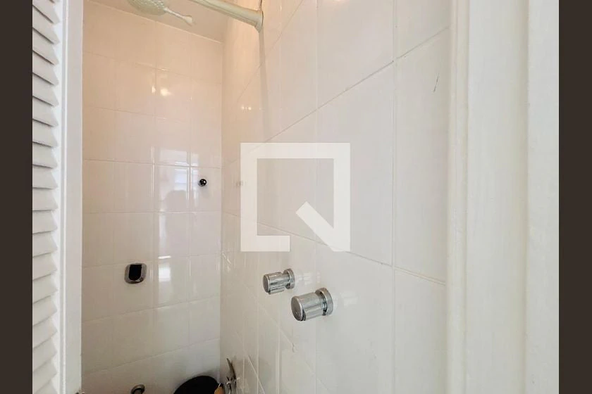 Unfurnished 3-bedroom apartment with gas kitchen — photo 28