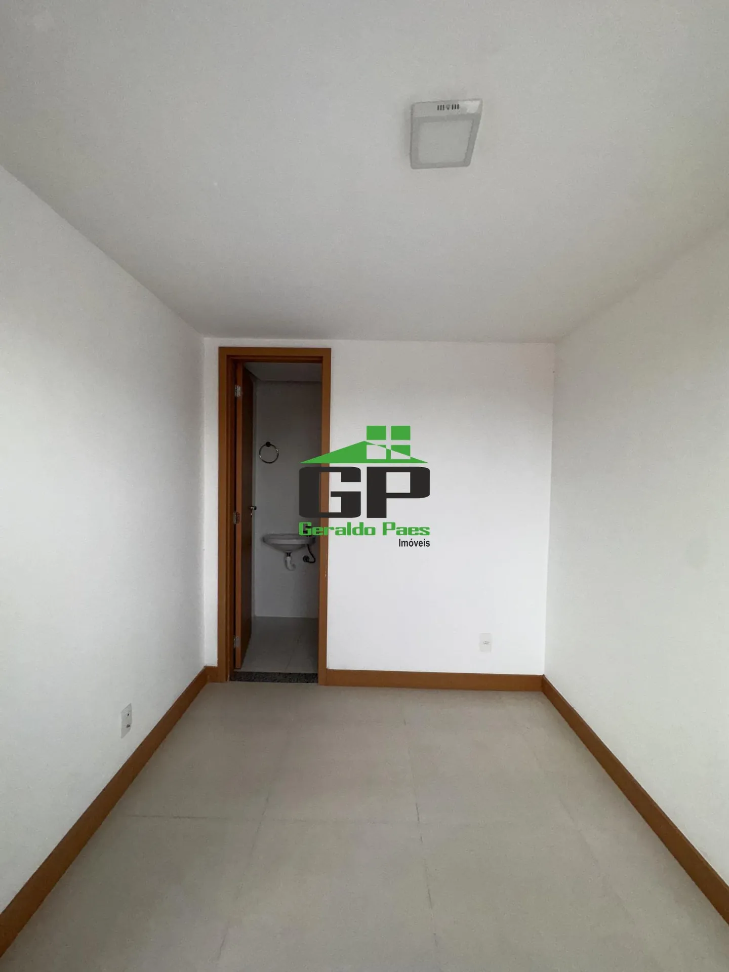 Квартира с 3 спальнями и 2 парковочными местами — photo 35