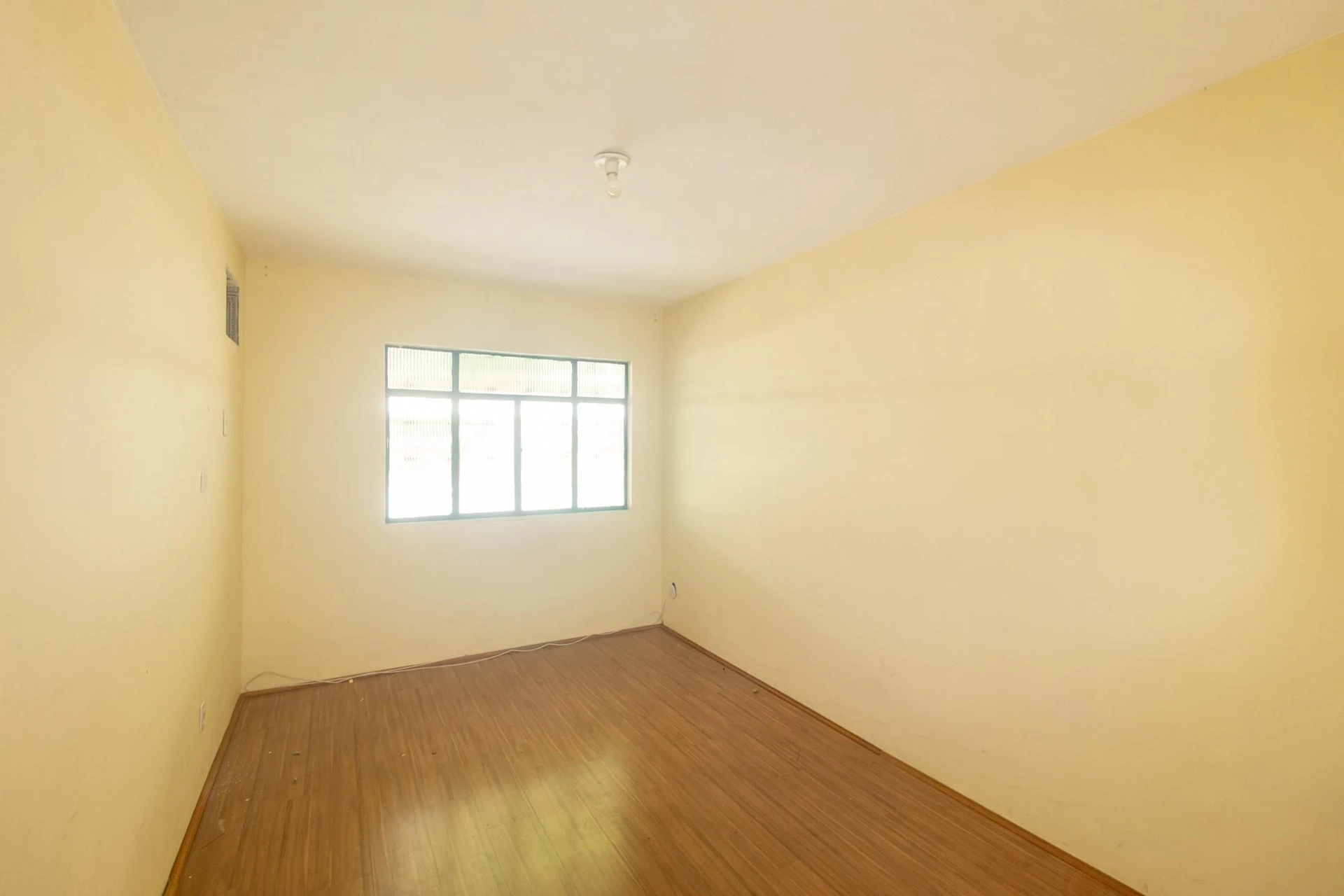 2-bedroom house with a garden — photo 15