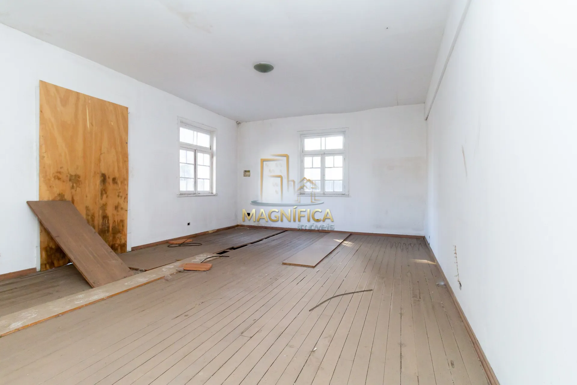 Commercial house with 1 bedroom and balcony, 501 m² — photo 27