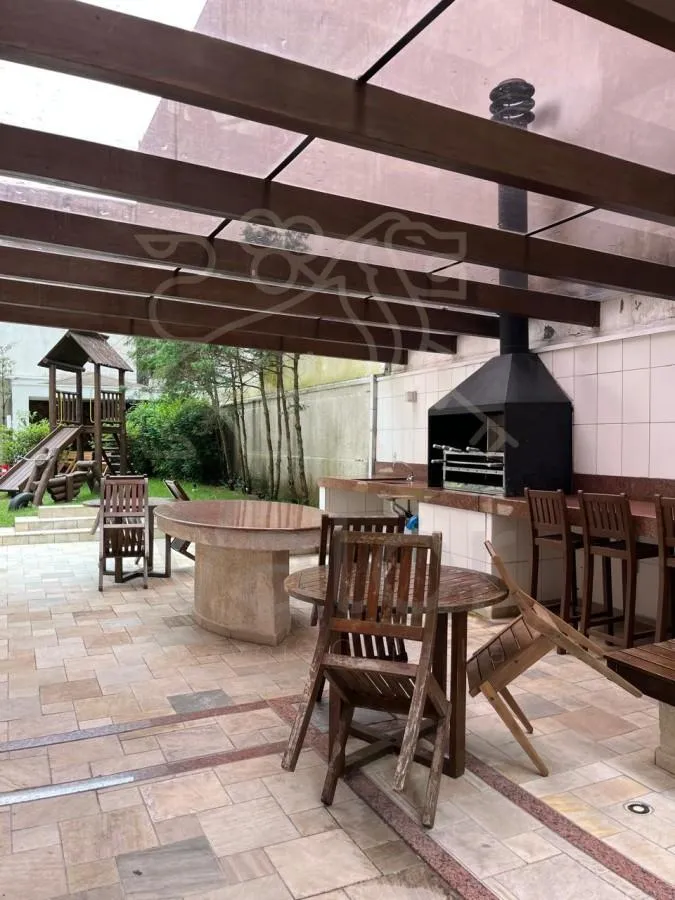 2-bedroom apartment in a building with a heated pool — photo 27
