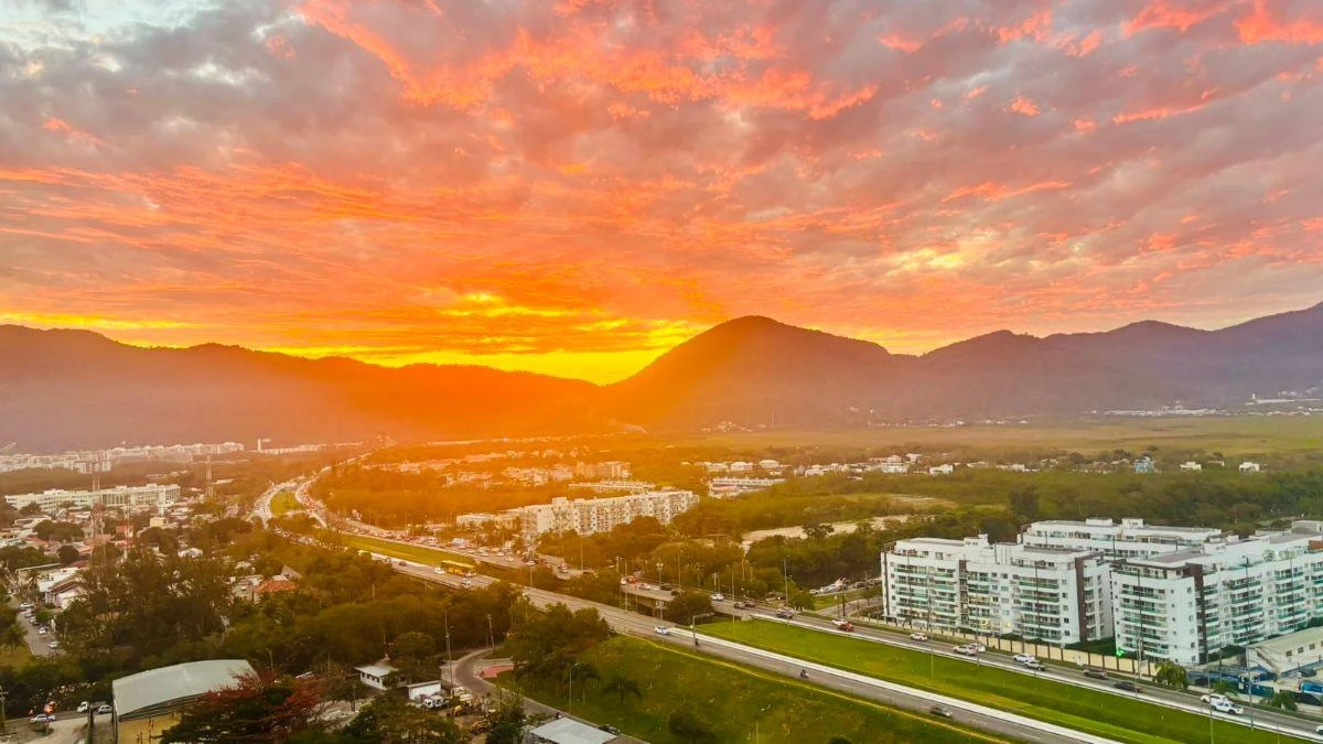 Mountain view in a 3-bedroom apartment, 83 m² — photo 34