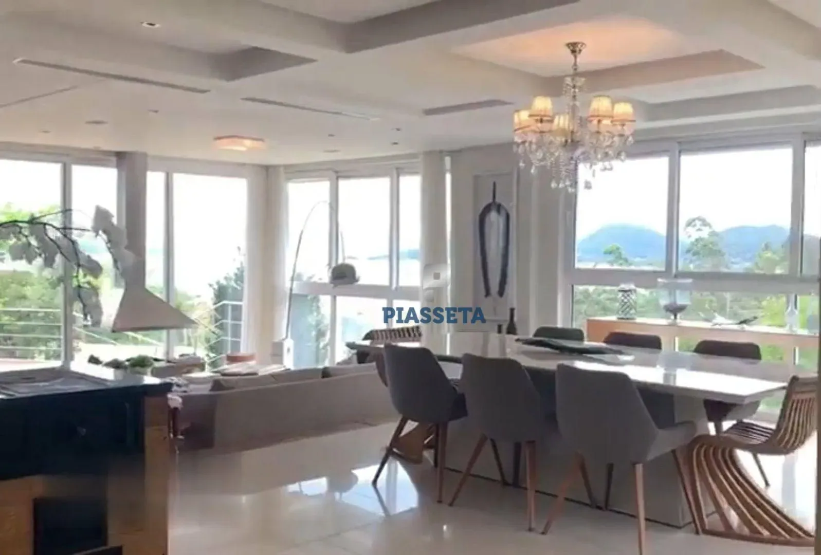 House with 4 en-suite bedrooms, 8 baths and 1800 m² — photo 12