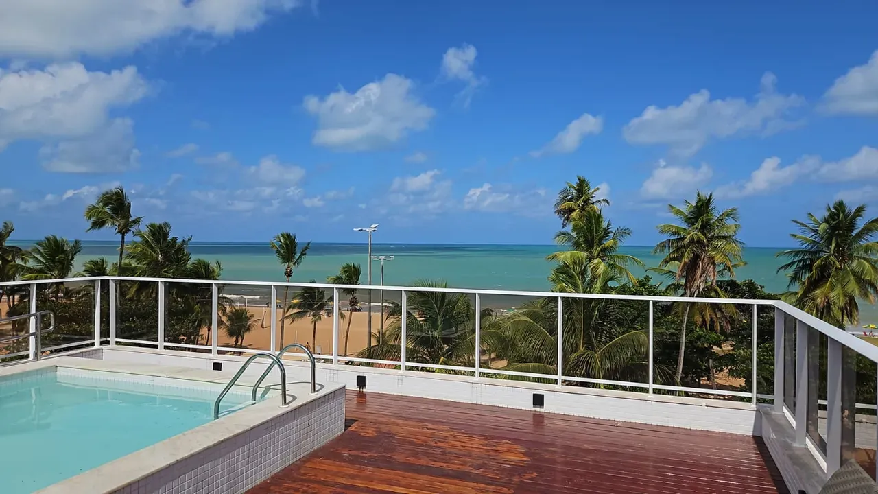 Вид на воду и 2 спальни: квартира 55 м² — photo 3