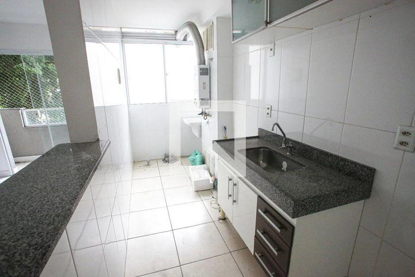 2-bedroom apartment in a building with a gym — photo 19