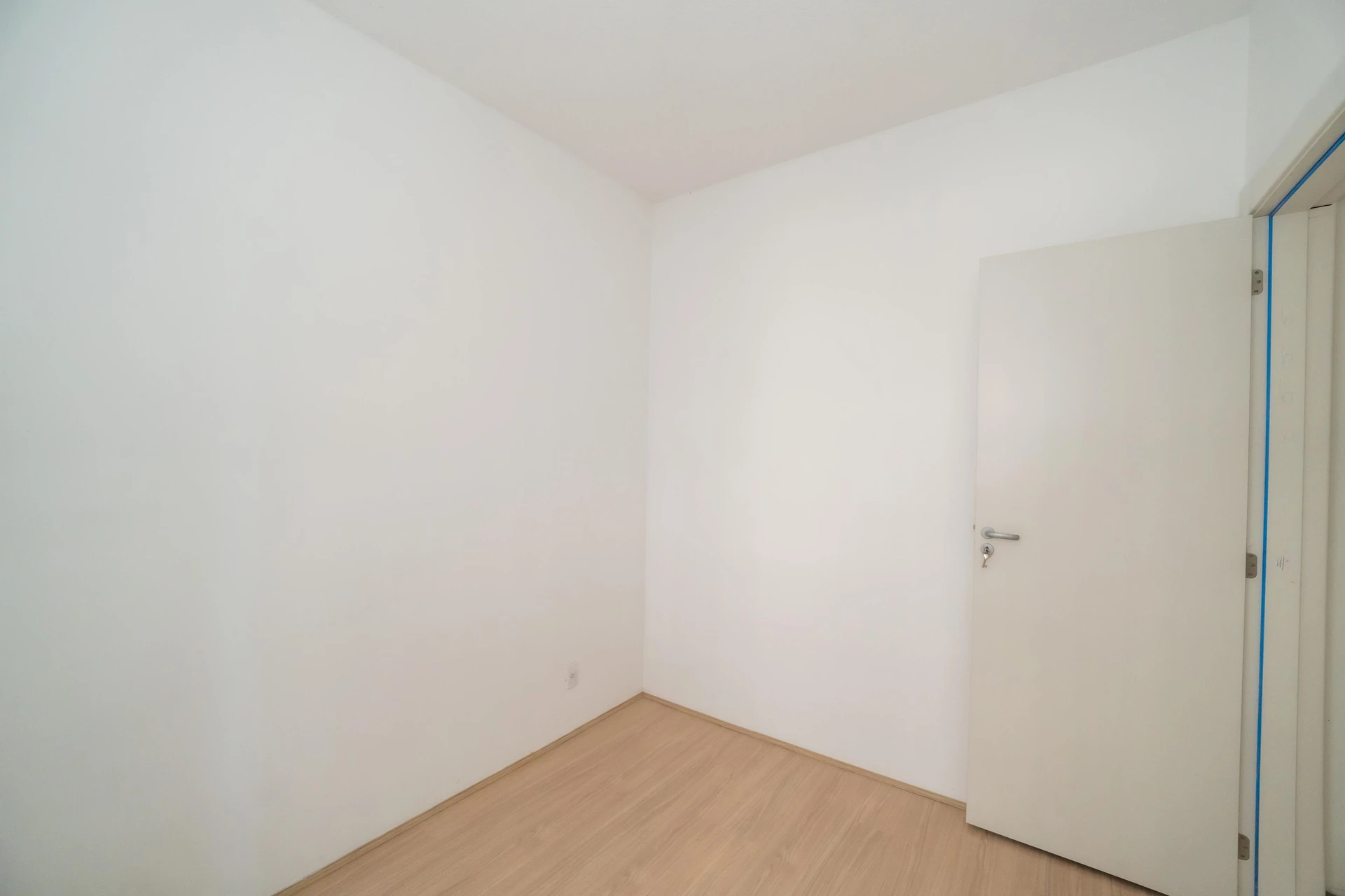 Rental apartment with 2 bedrooms and 1 bathroom — photo 28