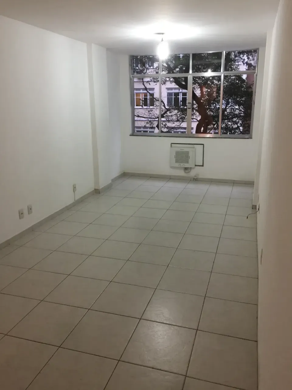 95 m² apartment with 2 bedrooms, 2 bathrooms and parking — photo 14