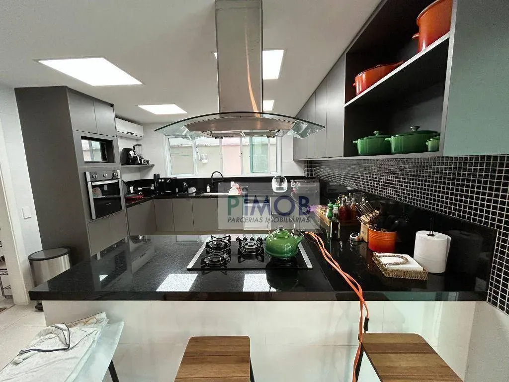 Casa mobiliada com 3 quartos e 5 banheiros, 550 m² — photo 11