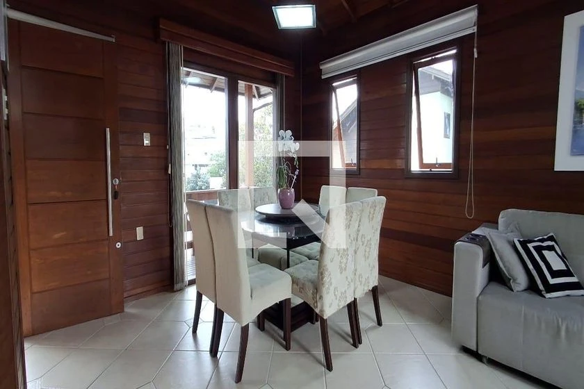Casa con 3 dormitorios, 3 baños y balcón — photo 11