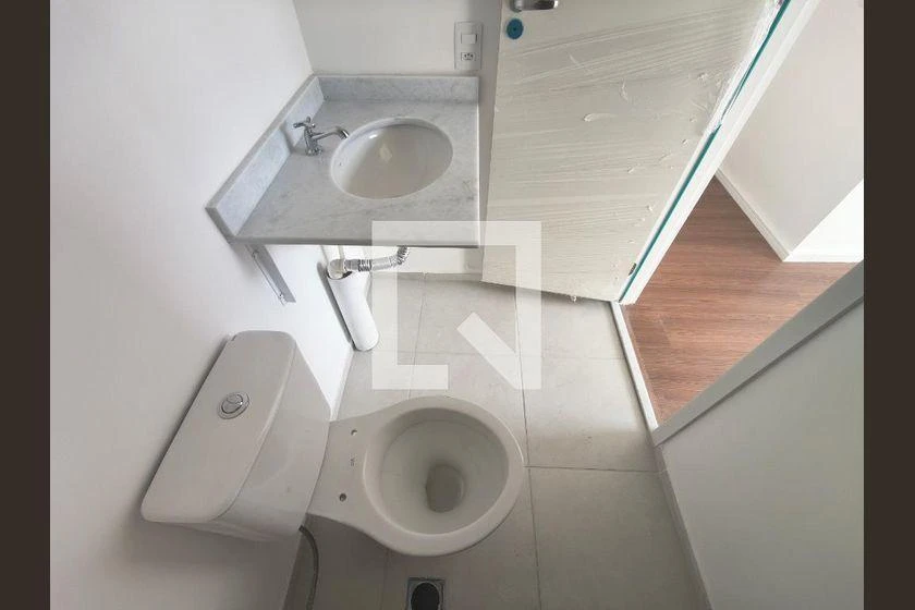 Apartamento de 2 quartos em condomínio com academia — photo 11