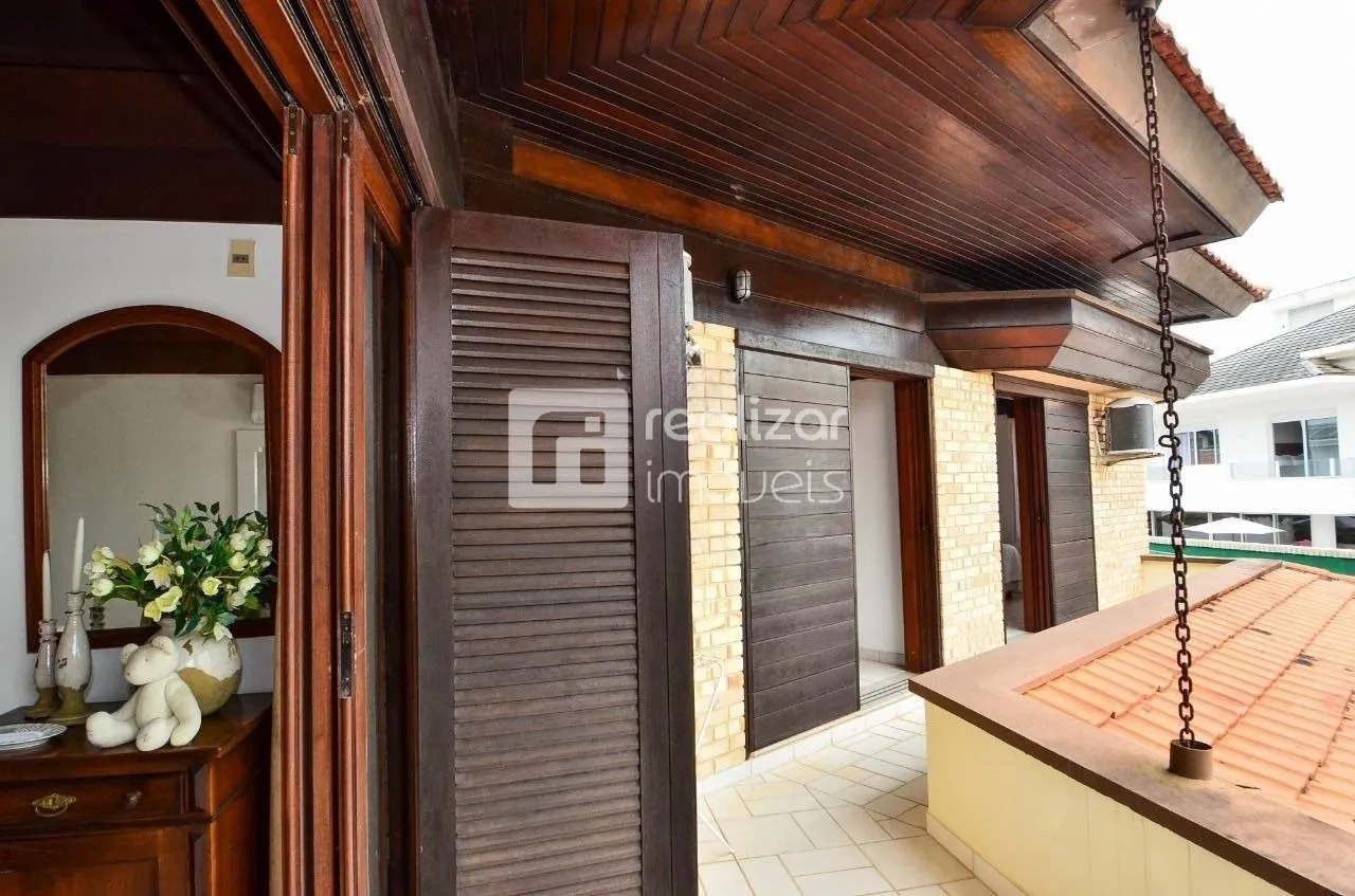 Casa mobiliada de 7 quartos com 350 m² e 3 vagas — photo 18